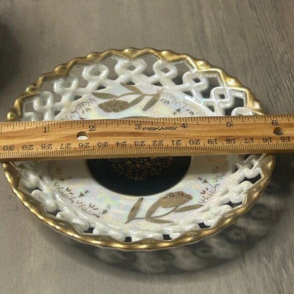 Vintage Royal Sealy China Japan Iridescent Black w/ Gold Trim Cup & Saucer Set - Picture 8 of 9